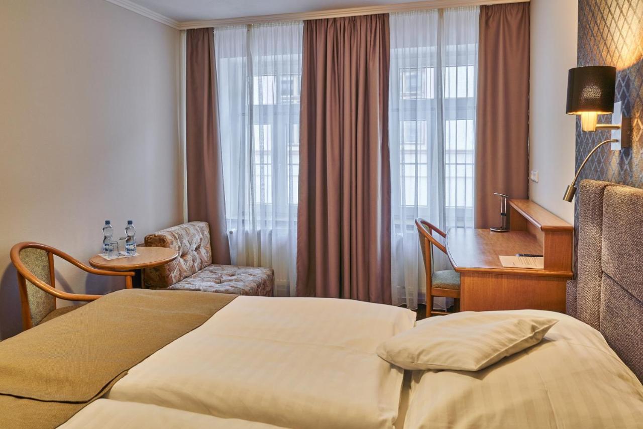 Hotel Adam Trutnov Εξωτερικό φωτογραφία