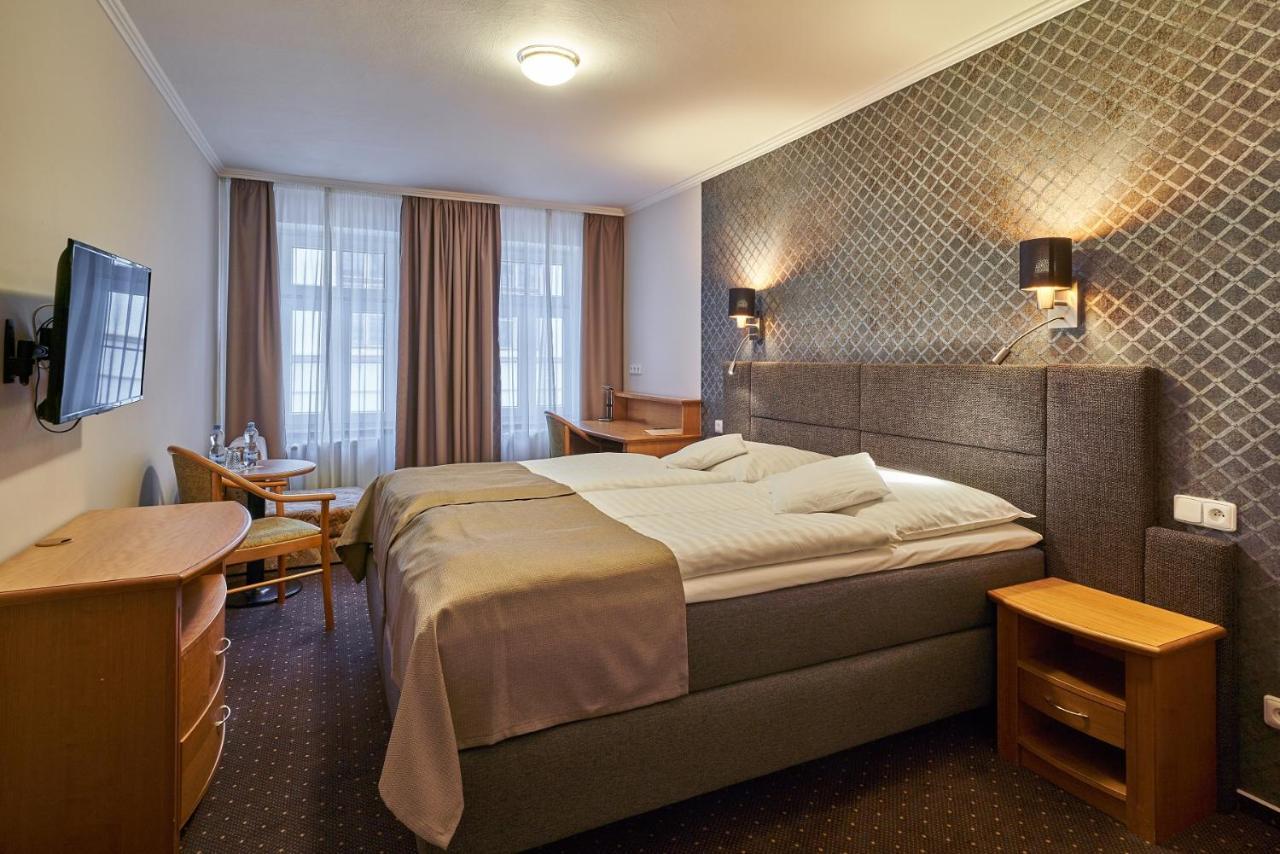 Hotel Adam Trutnov Εξωτερικό φωτογραφία