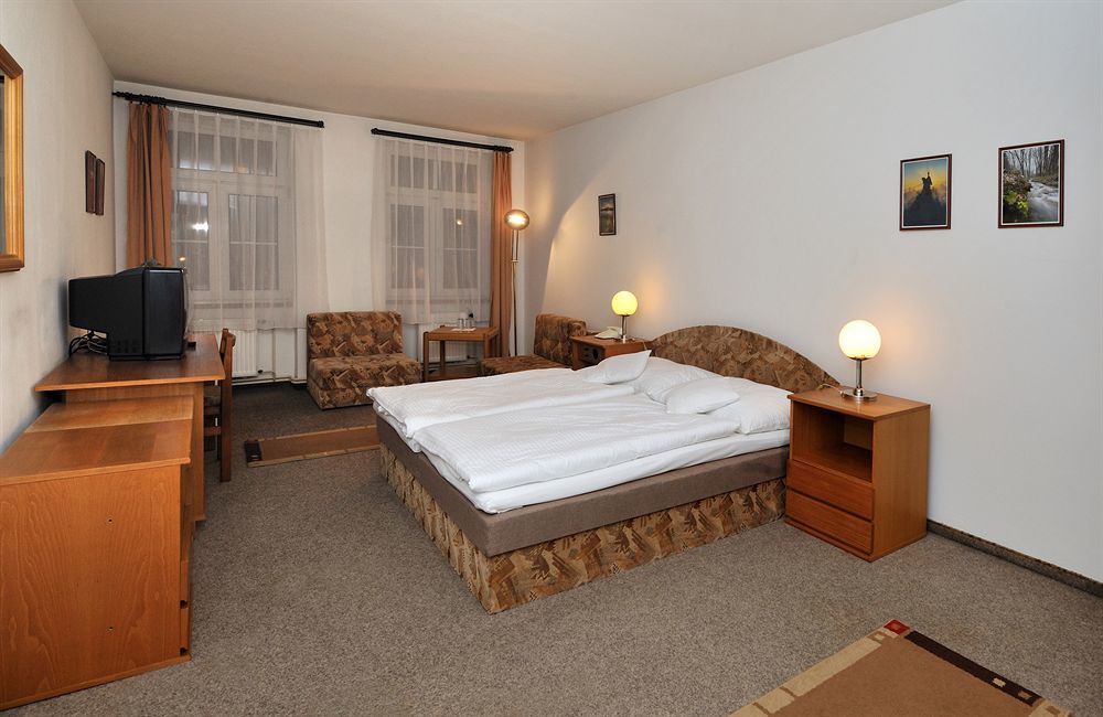 Hotel Adam Trutnov Εξωτερικό φωτογραφία