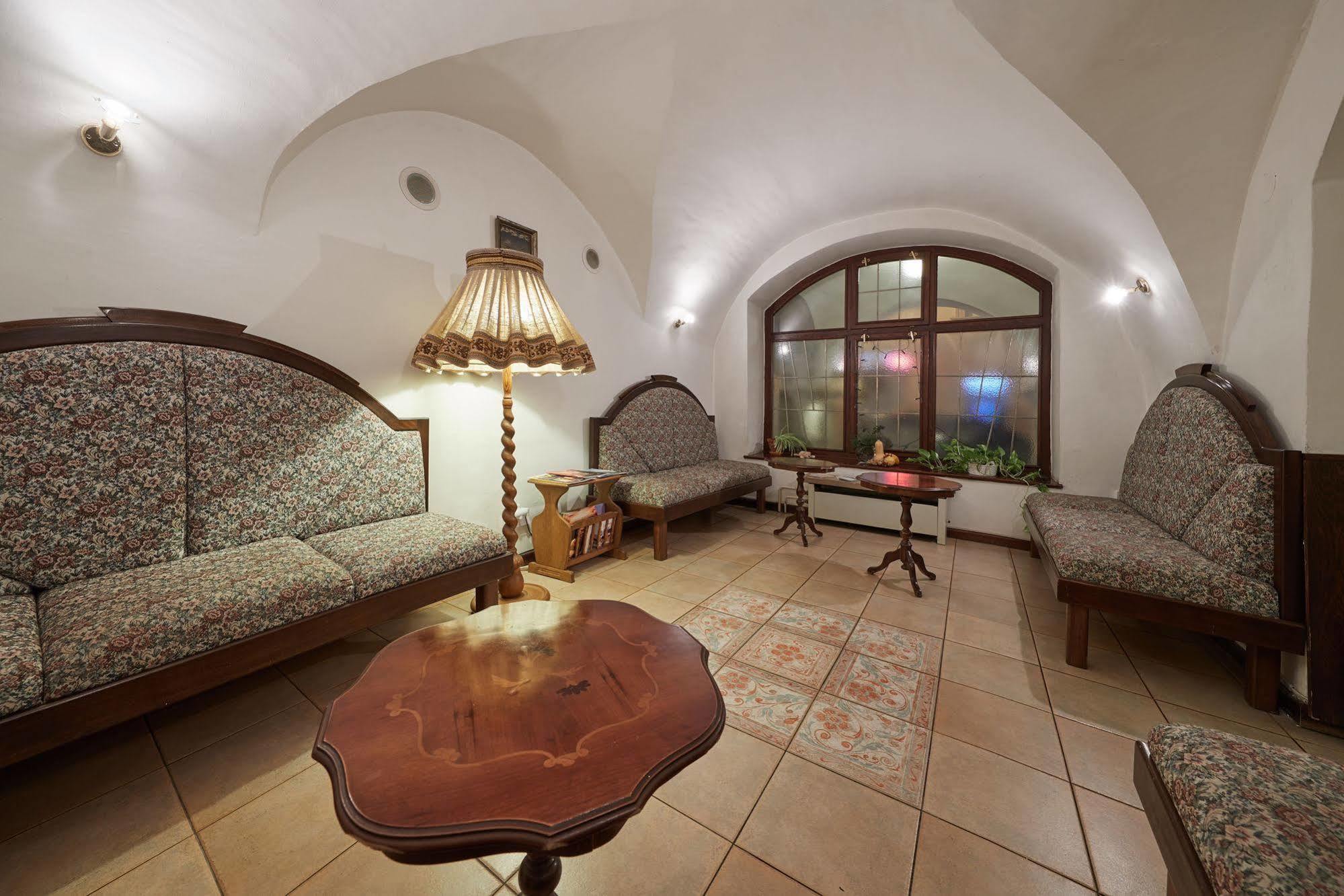 Hotel Adam Trutnov Εξωτερικό φωτογραφία